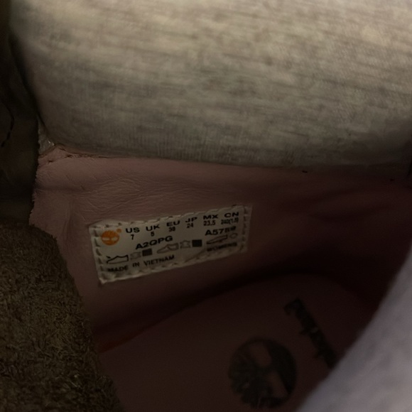 Timberland Women’s Premium 6 Inch Waterproof Boots - Picture 8 of 8